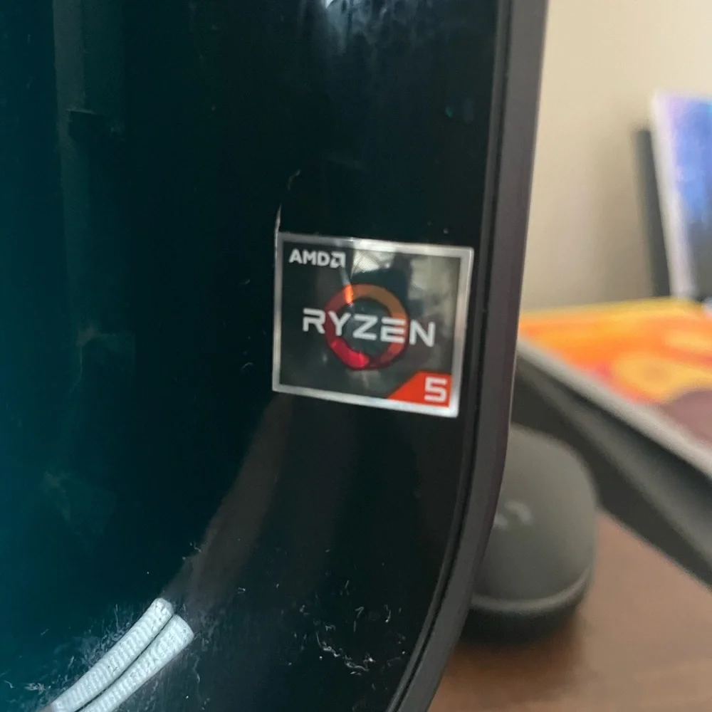 Alienware Aurora R10 GAMING PC - Picture 6 of 8